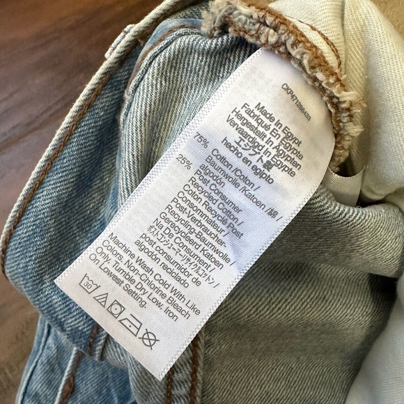 NWT MADEWELL Distressed The Mom Jean Short High-Waisted Cutoff - Picture 10 of 12
